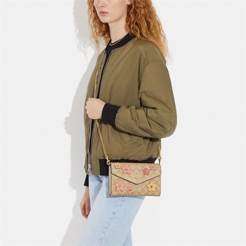 Geanta Crossbody Dama Coach Envelope Clutch In Signature Canvas With Floral Applique Aurii Kaki Deschis Colorati | Romania-205178