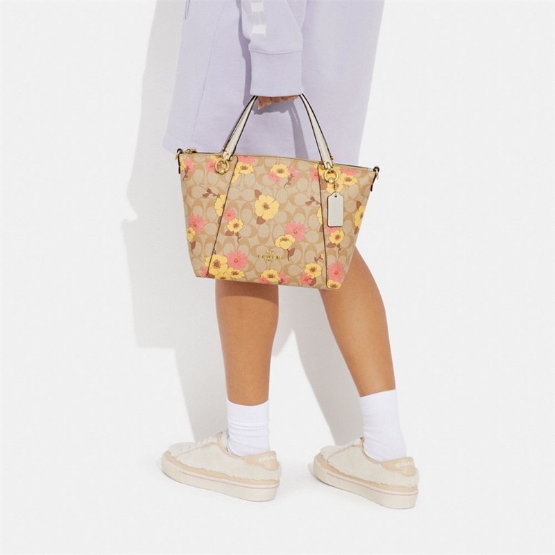 Geanta Satchel Dama Coach Kacey In Signature Canvas With Floral Cluster Print Aurii Kaki Deschis Colorati | Romania-520671