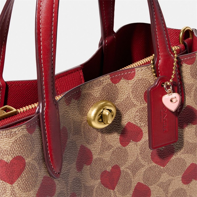 Geanta Tote Dama Coach Willow 24 In Signature Canvas With Heart Print Maro Rosii | Romania-869071